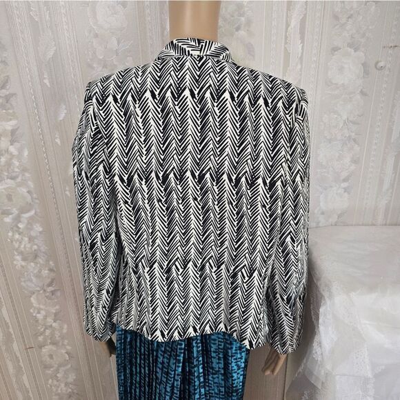 Calvin Klein Open Front Blazer NWT - Picture 5 of 8